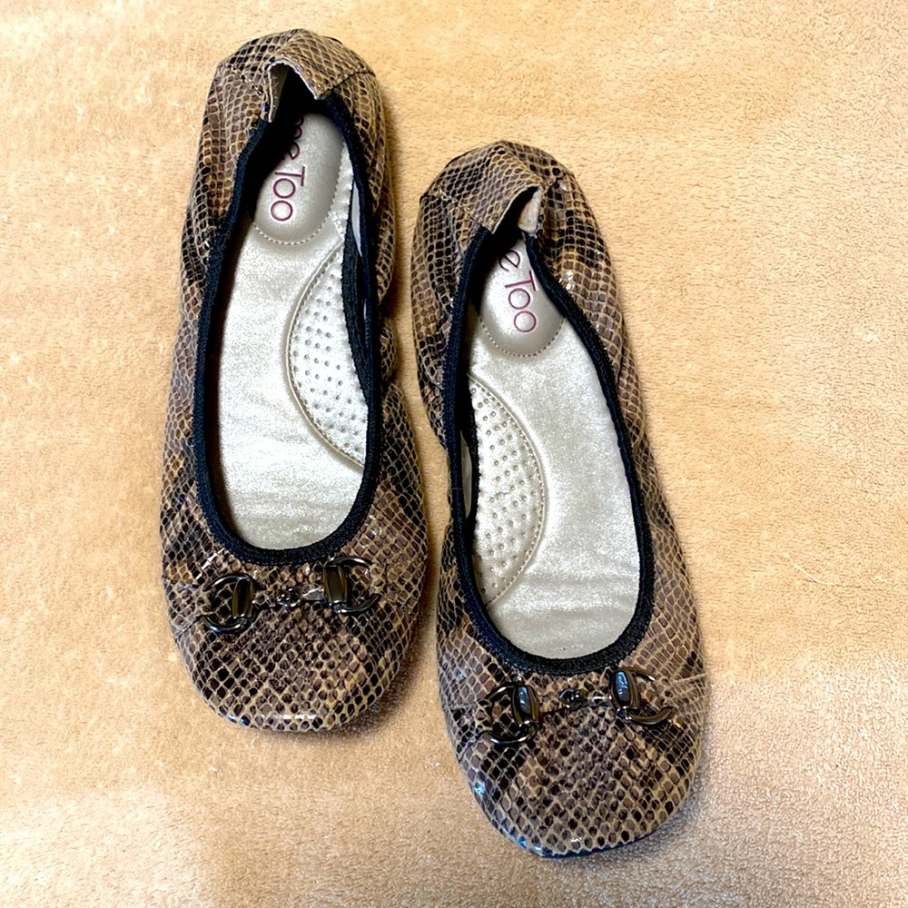Me Too Ballet Flats Size 8M